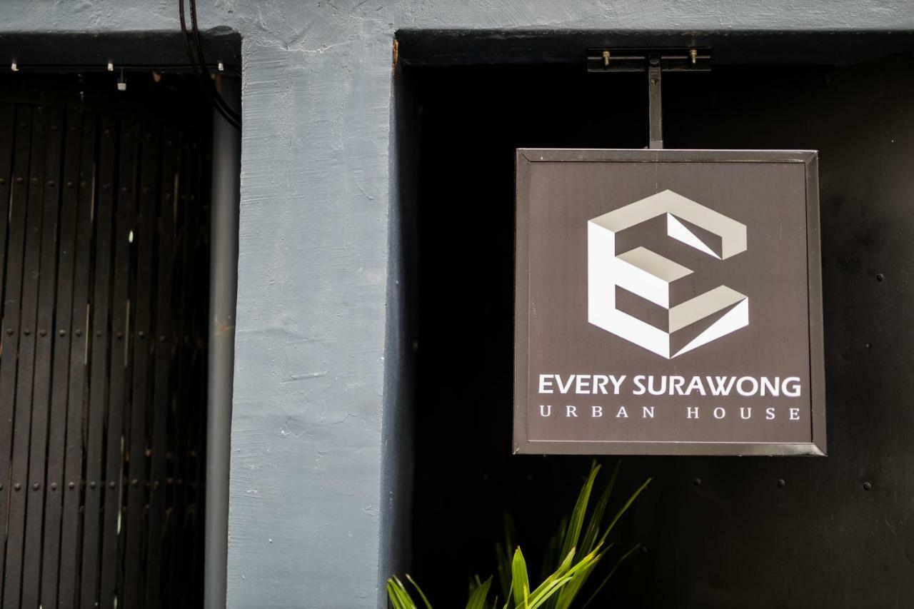 Every Surawong Bangkok Buitenkant foto