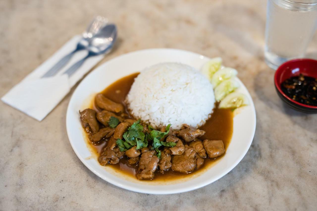Every Surawong Bangkok Buitenkant foto